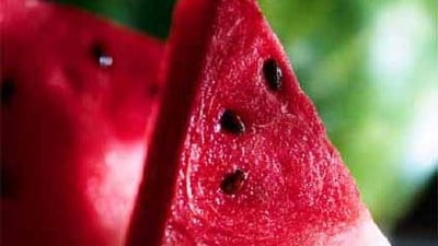 Ce beneficii aduc semintele de pepene rosu fierte in apa