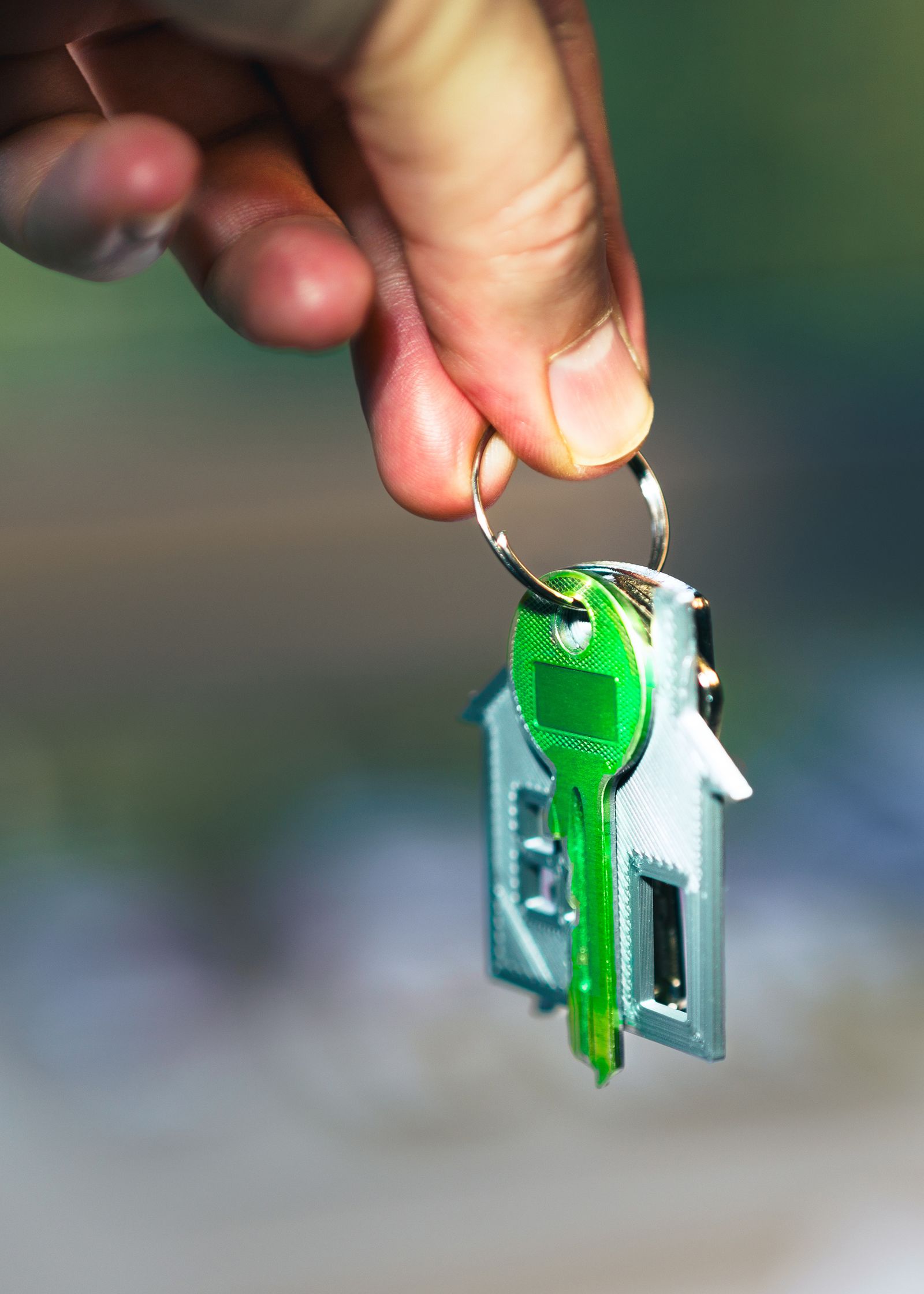 Ce verifici juridic înainte să cumperi un apartament la mâna a doua